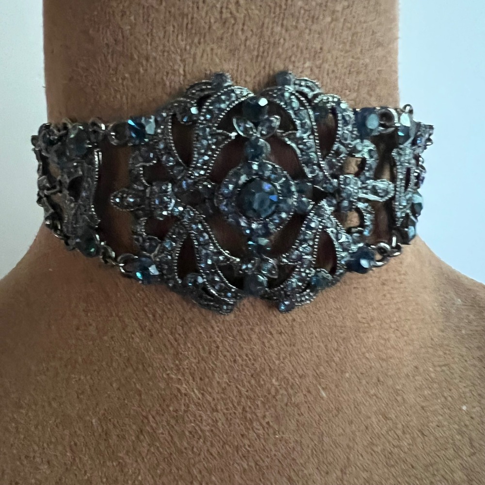Vintage VCLM Gunmetal Blue Rhinestone Filigree Choker Necklace 12-16in Goth